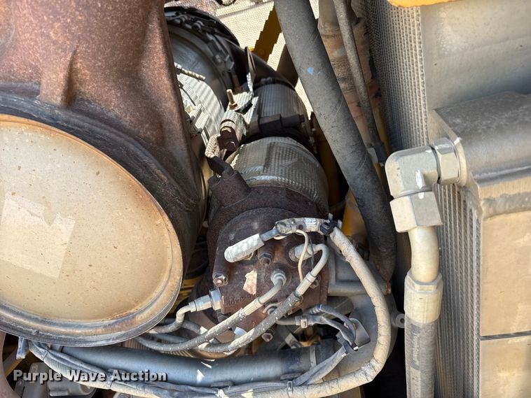 image for item EW4617 2012 Caterpillar D6T XL dozer