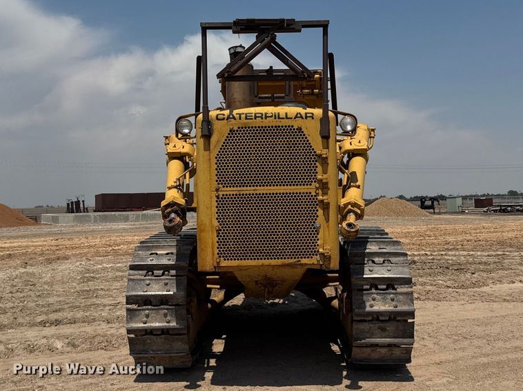 image for item EW4618 1975 Caterpillar D9H dozer