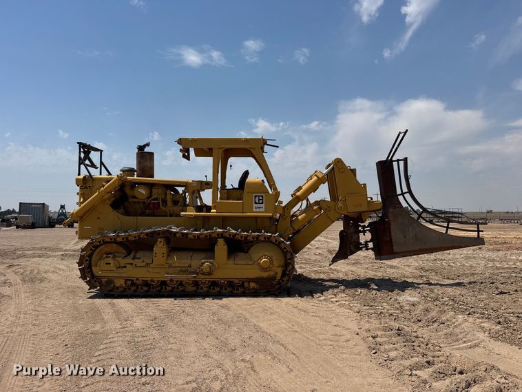 image for item EW4618 1975 Caterpillar D9H dozer