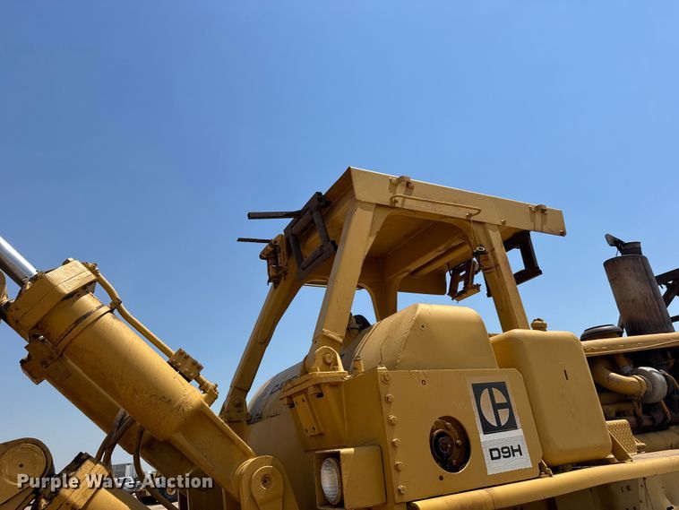 image for item EW4618 1975 Caterpillar D9H dozer