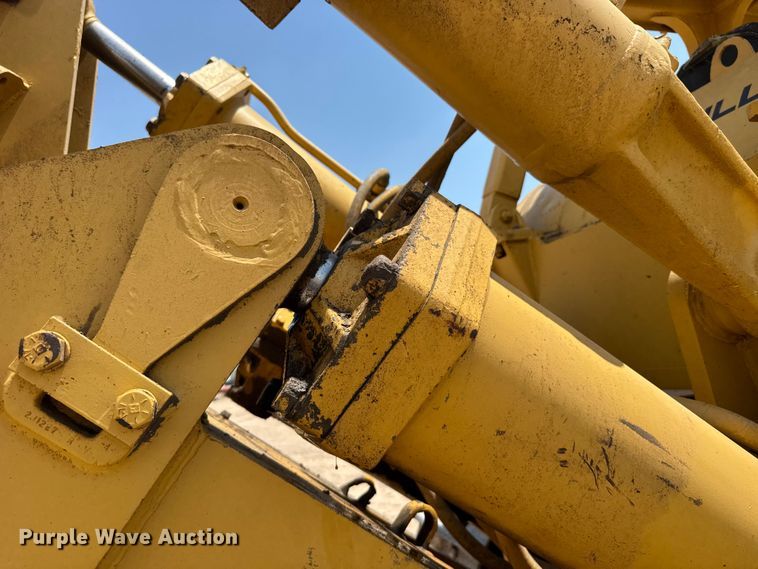 image for item EW4618 1975 Caterpillar D9H dozer
