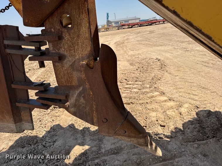 image for item EW4618 1975 Caterpillar D9H dozer