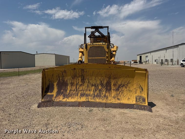 image for item EW4618 1975 Caterpillar D9H dozer