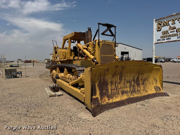 image for item EW4618 1975 Caterpillar D9H dozer
