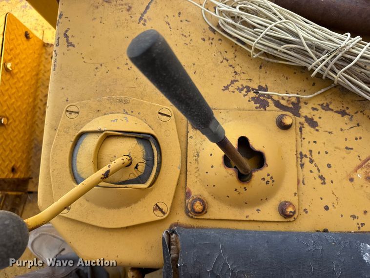 image for item EW4618 1975 Caterpillar D9H dozer
