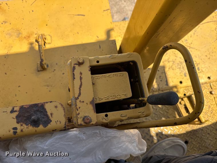 image for item EW4618 1975 Caterpillar D9H dozer
