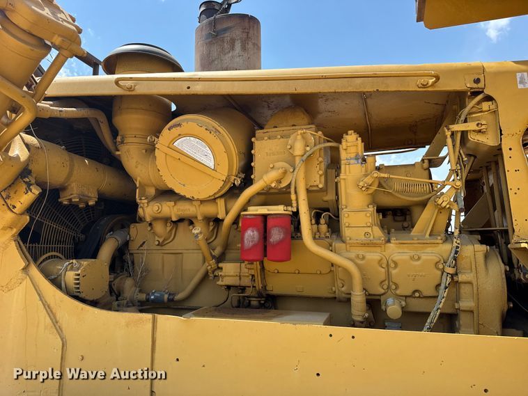 image for item EW4618 1975 Caterpillar D9H dozer