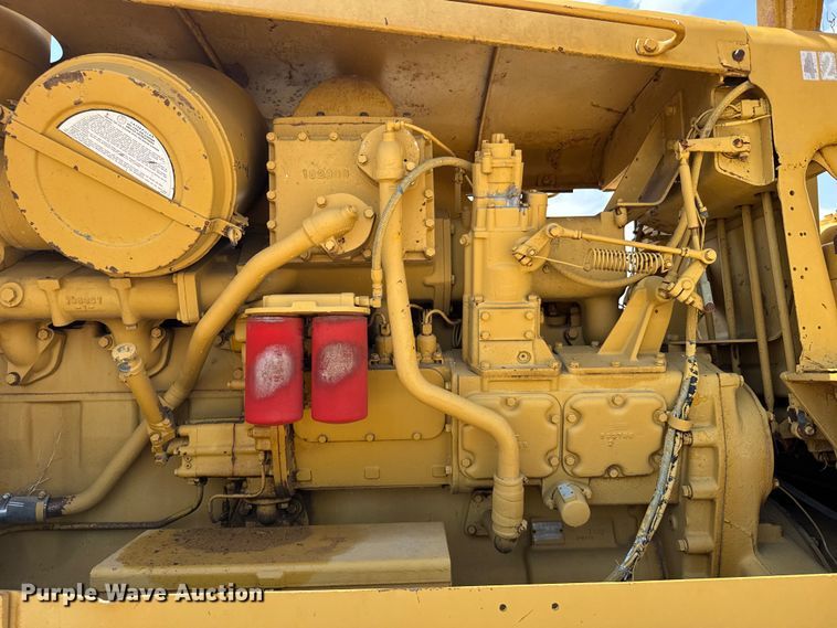 image for item EW4618 1975 Caterpillar D9H dozer