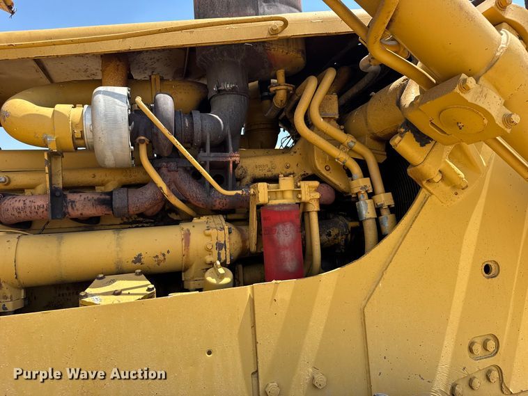 image for item EW4618 1975 Caterpillar D9H dozer