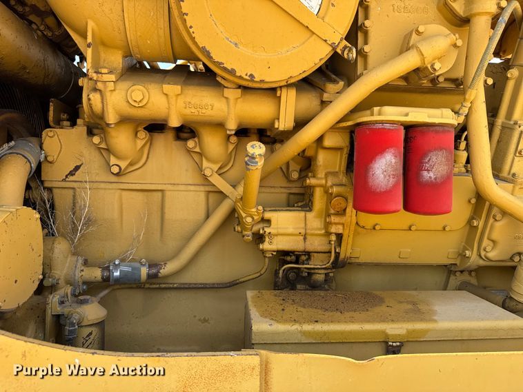 image for item EW4618 1975 Caterpillar D9H dozer