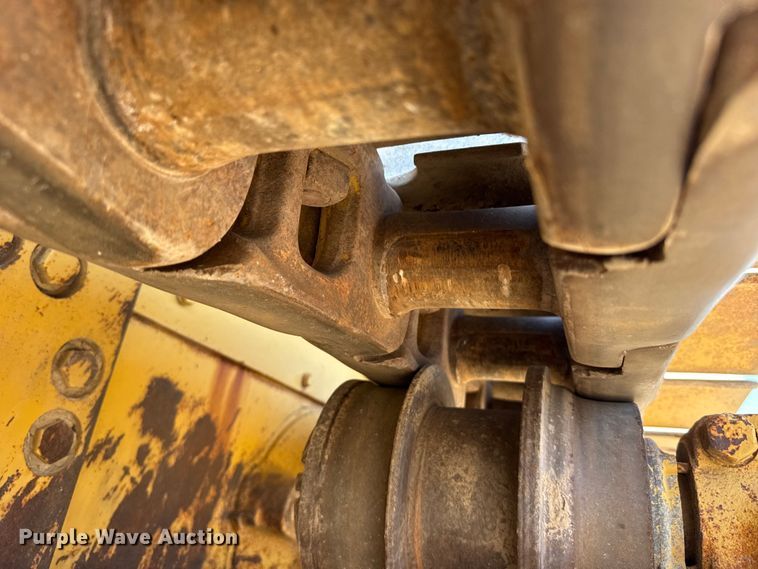 image for item EW4618 1975 Caterpillar D9H dozer