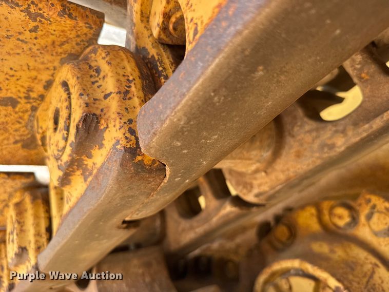 image for item EW4618 1975 Caterpillar D9H dozer