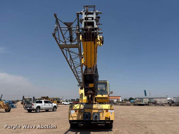 image for item EW4621 2000 Grove RT522B crane