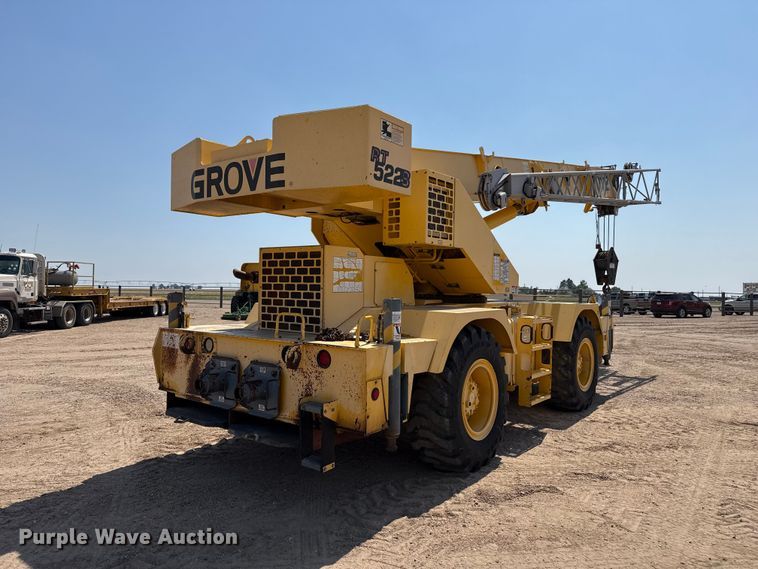 image for item EW4621 2000 Grove RT522B crane