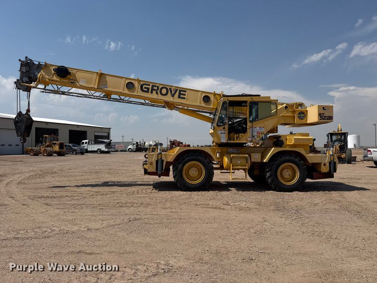 image for item EW4621 2000 Grove RT522B crane