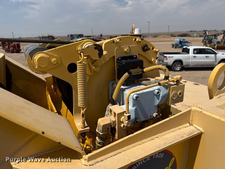 image for item EW4621 2000 Grove RT522B crane