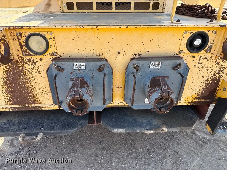 image for item EW4621 2000 Grove RT522B crane