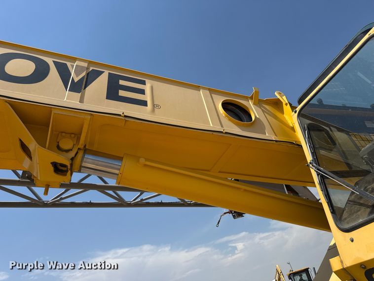 image for item EW4621 2000 Grove RT522B crane