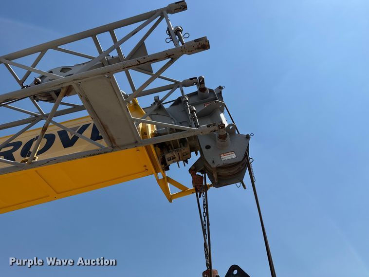 image for item EW4621 2000 Grove RT522B crane