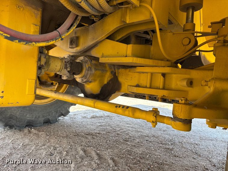 image for item EW4621 2000 Grove RT522B crane