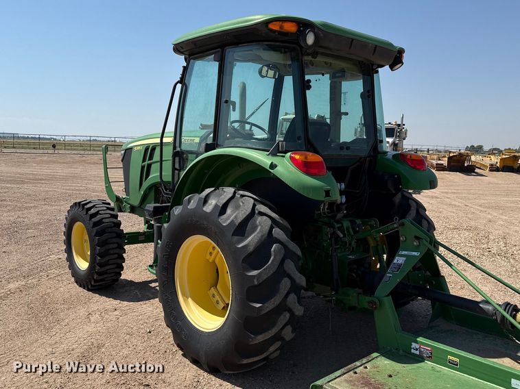 image for item EW4622 2014 John Deere 5085E MFWD tractor