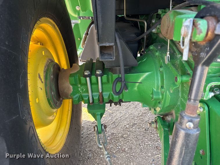 image for item EW4622 2014 John Deere 5085E MFWD tractor