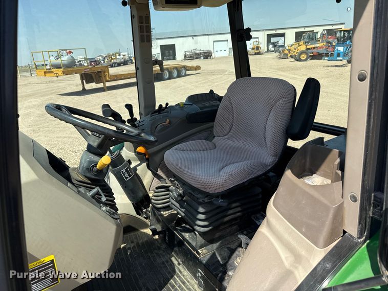 image for item EW4622 2014 John Deere 5085E MFWD tractor
