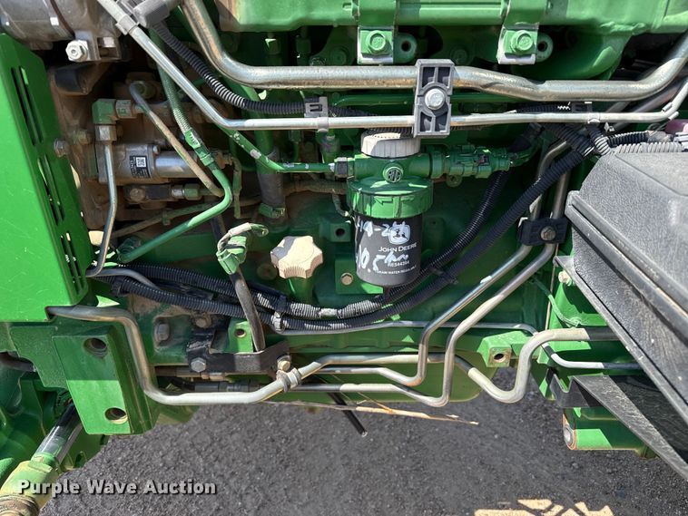 image for item EW4622 2014 John Deere 5085E MFWD tractor