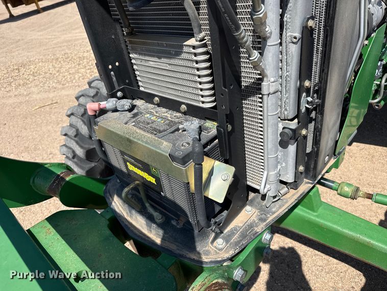 image for item EW4622 2014 John Deere 5085E MFWD tractor