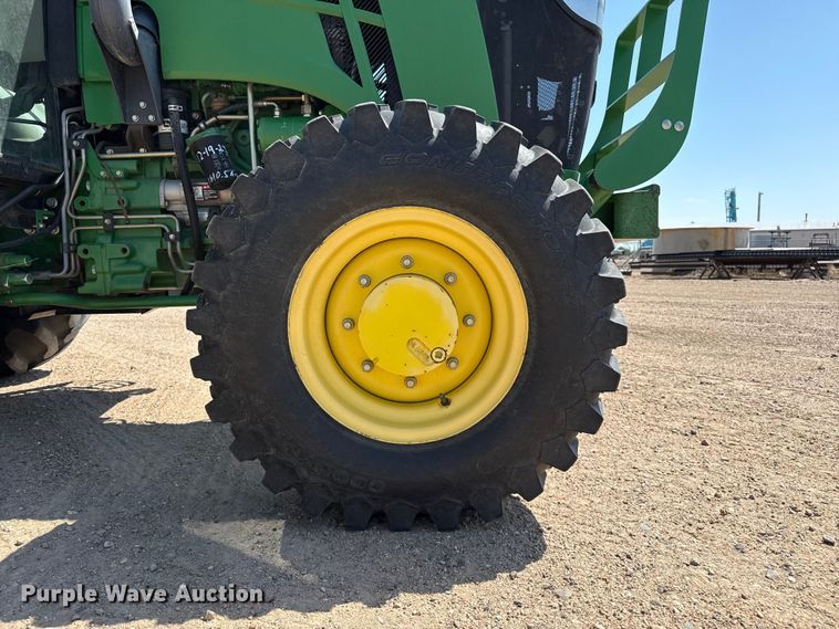 image for item EW4622 2014 John Deere 5085E MFWD tractor