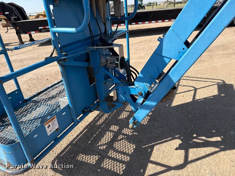 image for item EW4625 2008 Genie Z-45/25 boom lift