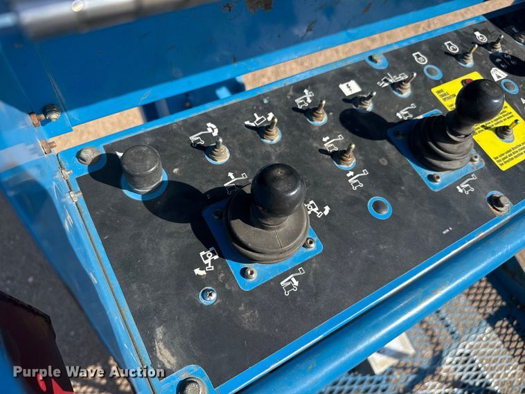 image for item EW4625 2008 Genie Z-45/25 boom lift