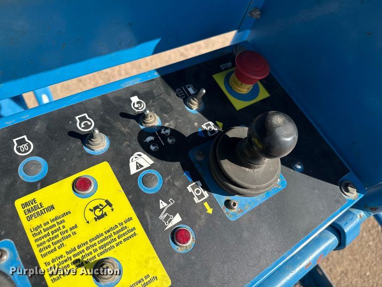 image for item EW4625 2008 Genie Z-45/25 boom lift