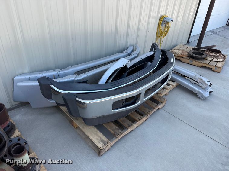 image for item EW4627 front bumpers
