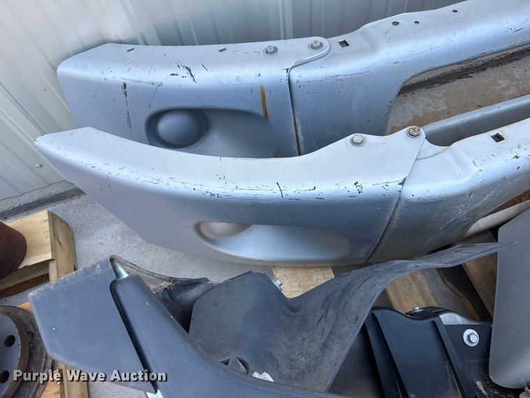 image for item EW4627 front bumpers