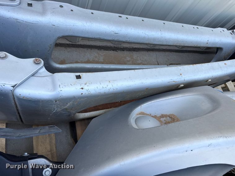 image for item EW4627 front bumpers