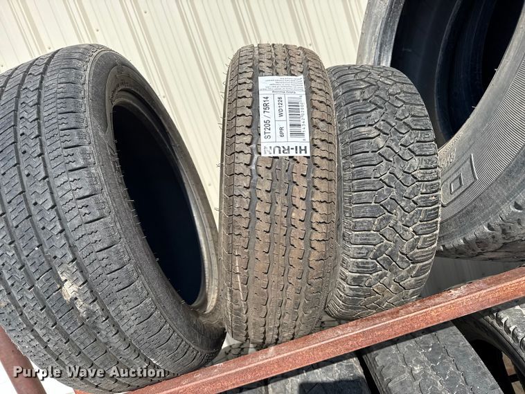 image for item EW4629 (26) tires