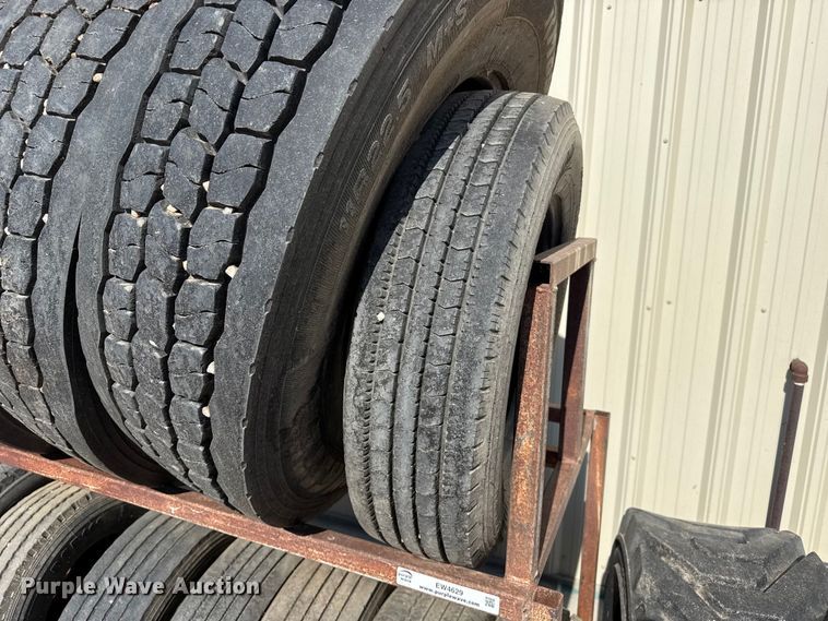 image for item EW4629 (26) tires