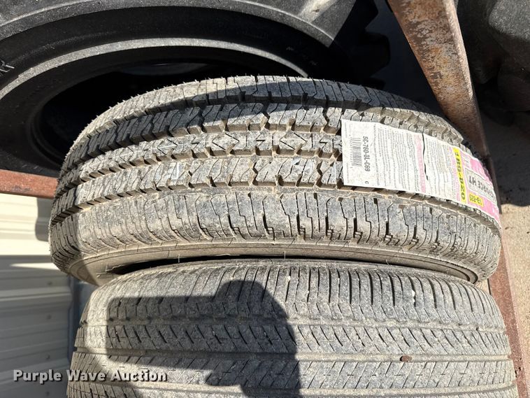 image for item EW4629 (26) tires