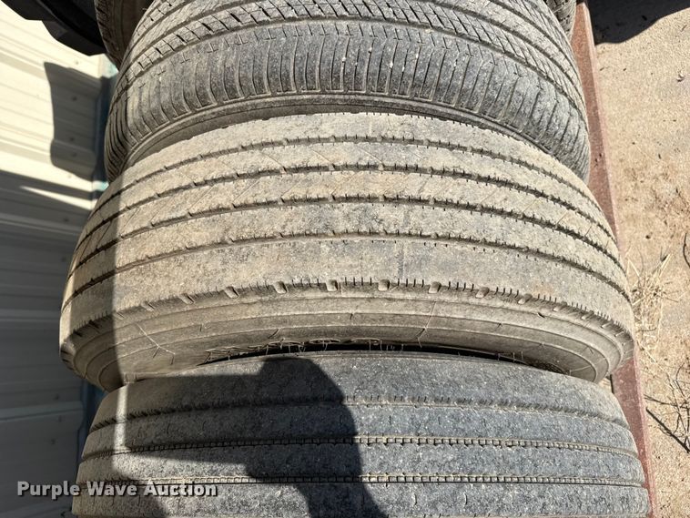 image for item EW4629 (26) tires