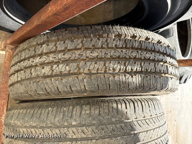 image for item EW4629 (26) tires