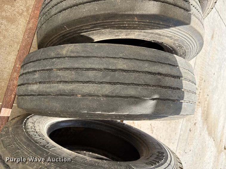 image for item EW4629 (26) tires