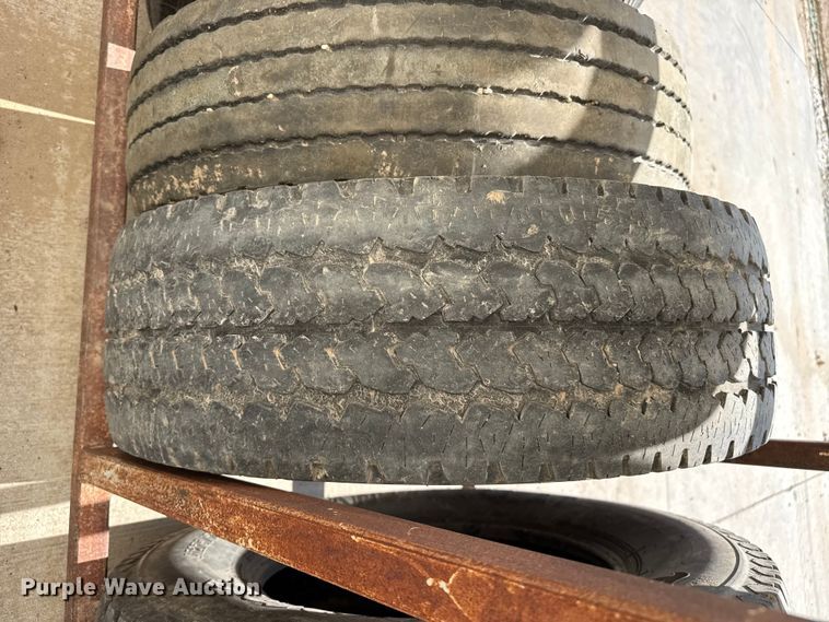 image for item EW4629 (26) tires