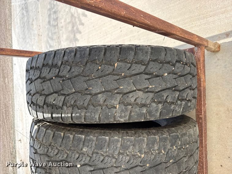 image for item EW4629 (26) tires