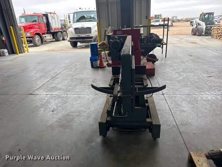 image for item EW4633 Ellis 3000 horizontal metal band saw