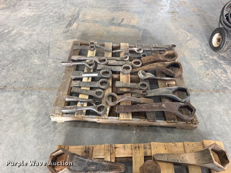 image for item EW4645 Hammer wrenches