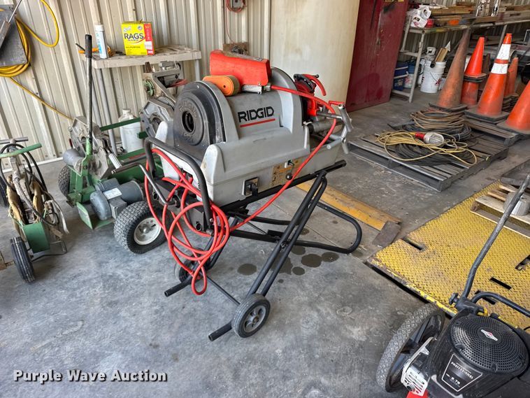 image for item EW4659 Ridgid 1822-1 pipe threader