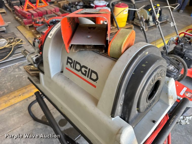 image for item EW4659 Ridgid 1822-1 pipe threader