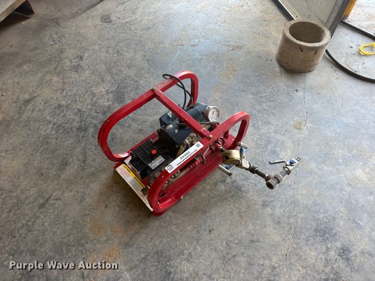 Rice hydrostatic test pump