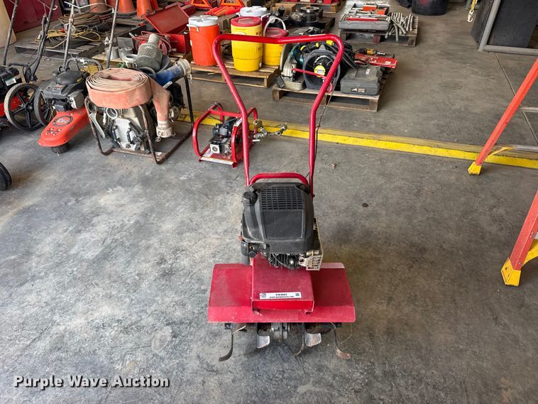 image for item EW4663 Earthquake Badger tiller